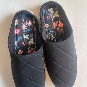 Vera Bradley Black Quilted Mules with Floral Insole